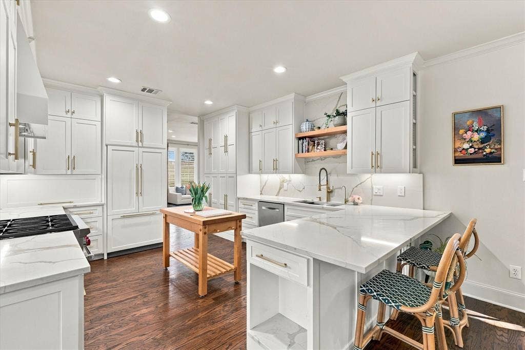 Completey renovated kitchen.