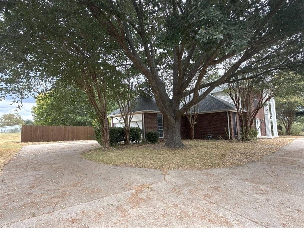154 Buffalo Creek Drive, Crandall, TX 75114 154 Buffalo Creek Drive, Crandall, TX 75114