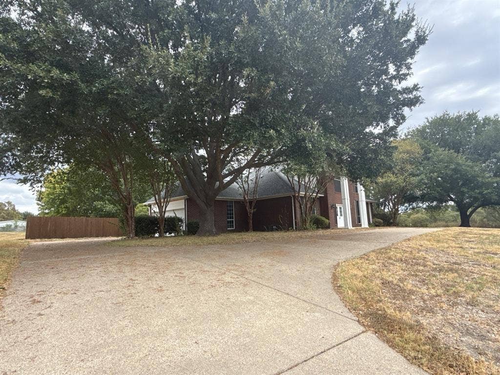 154 Buffalo Creek Drive, Crandall, TX 75114 154 Buffalo Creek Drive, Crandall, TX 75114
