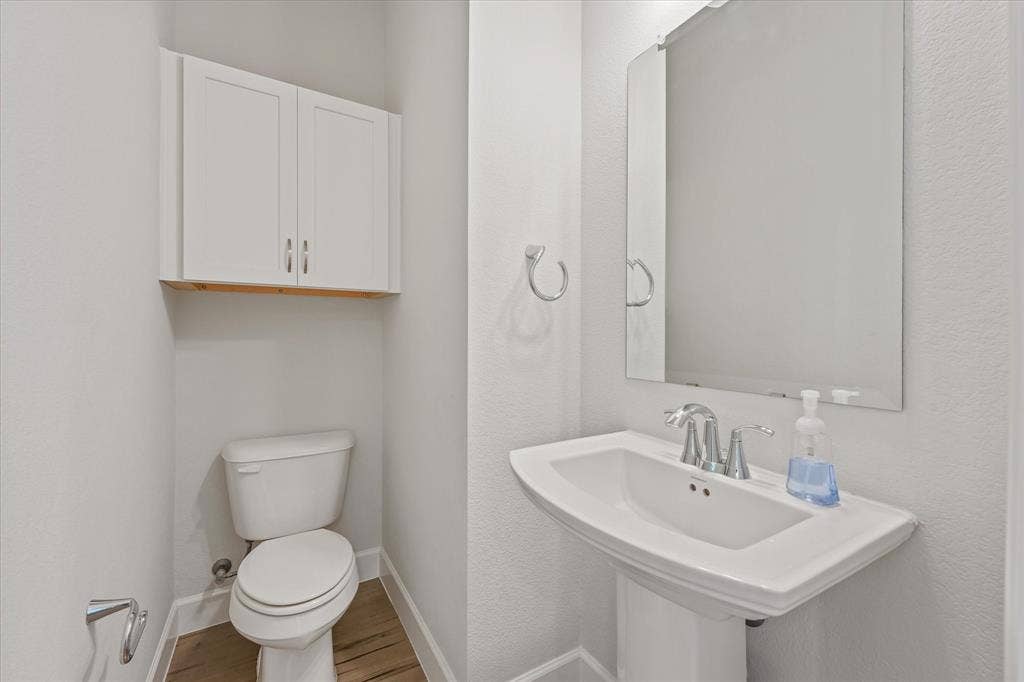 5160 Brickellia Drive, Dallas, TX 75209 2nd Floor Half Bath