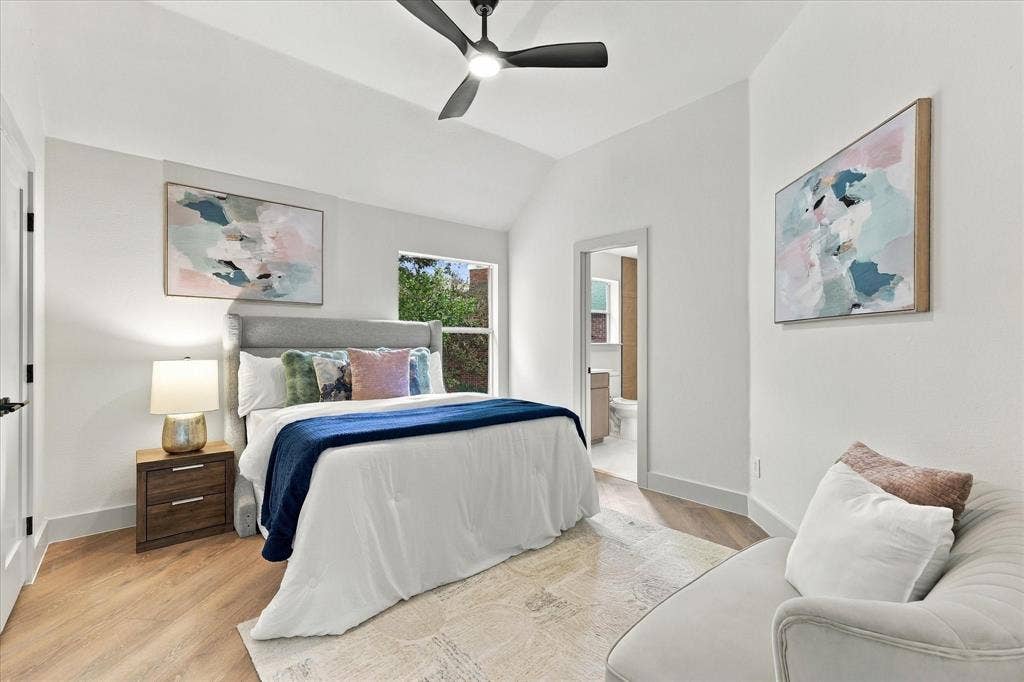 5609 Hillview Court, McKinney, TX 75072 Vaulted ceilings, wood-finish flooring, and a modern ceiling fan
