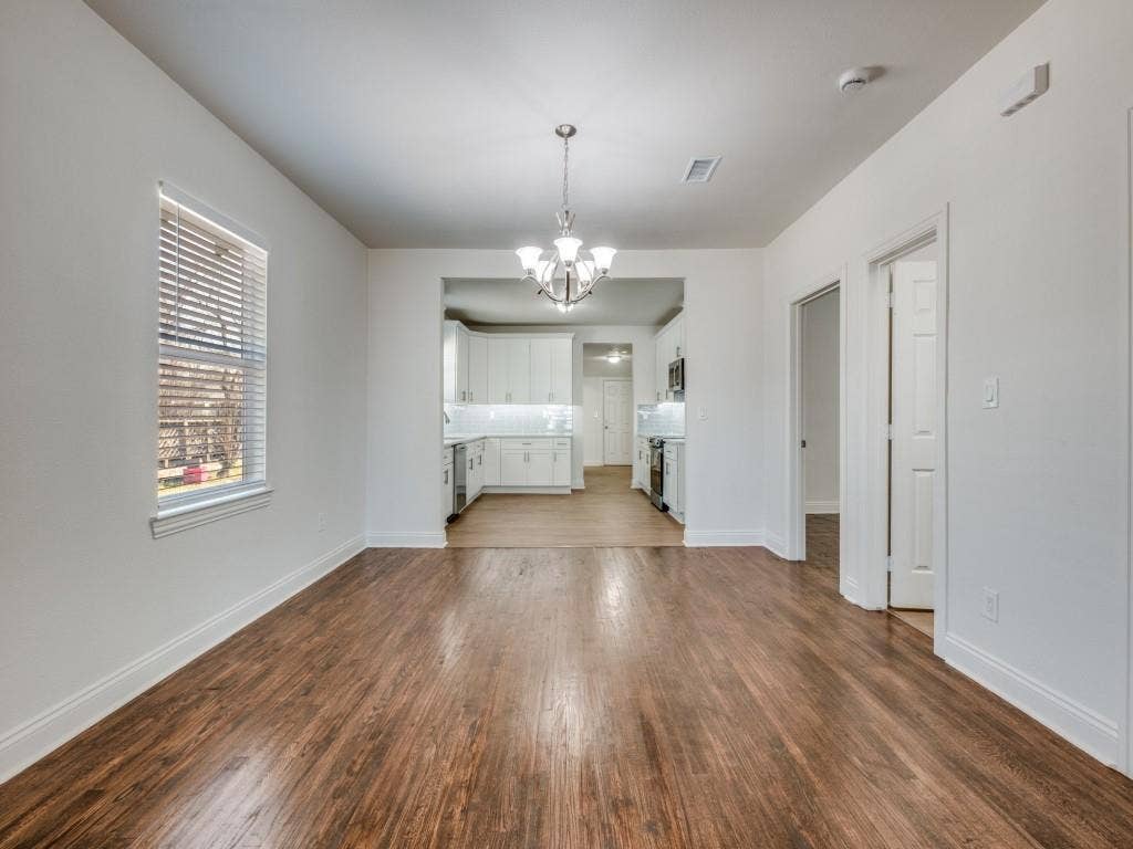 4306 Jamaica Street, Dallas, TX 75210 4306 Jamaica Street, Dallas, TX 75210