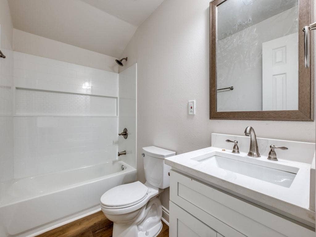 4306 Jamaica Street, Dallas, TX 75210 4306 Jamaica Street, Dallas, TX 75210