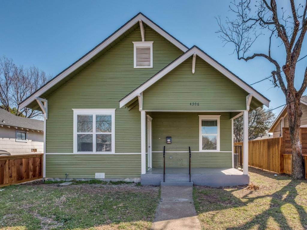 4306 Jamaica Street, Dallas, TX 75210 4306 Jamaica Street, Dallas, TX 75210