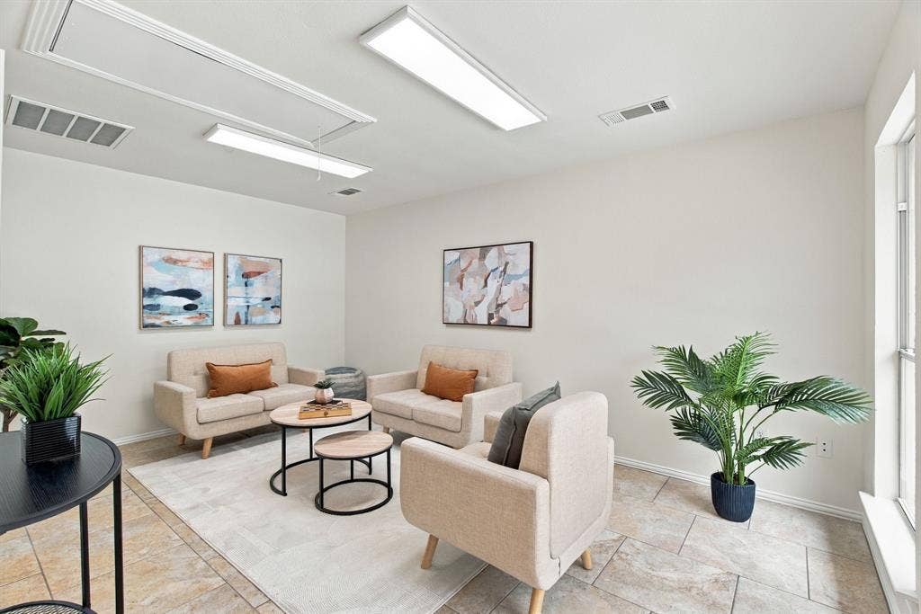 5904 Highland Hills Lane, Colleyville, TX 76034 5904 Highland Hills Lane, Colleyville, TX 76034