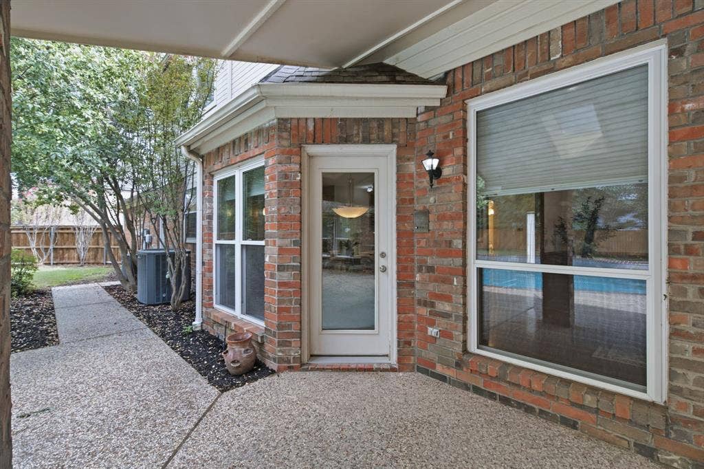 5904 Highland Hills Lane, Colleyville, TX 76034 5904 Highland Hills Lane, Colleyville, TX 76034
