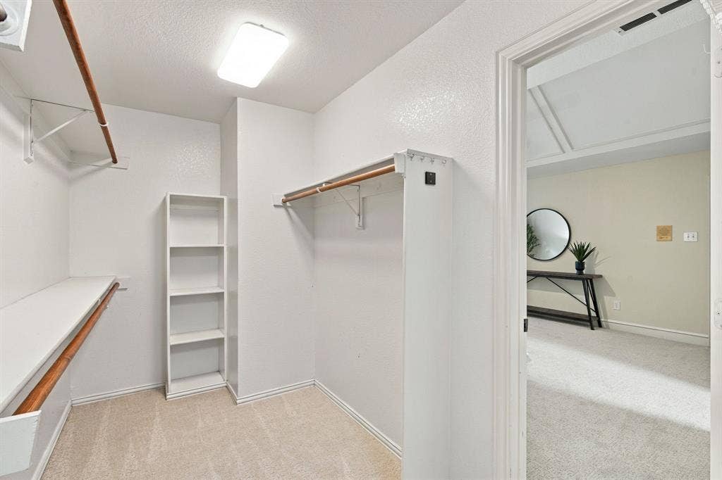 5904 Highland Hills Lane, Colleyville, TX 76034 5904 Highland Hills Lane, Colleyville, TX 76034