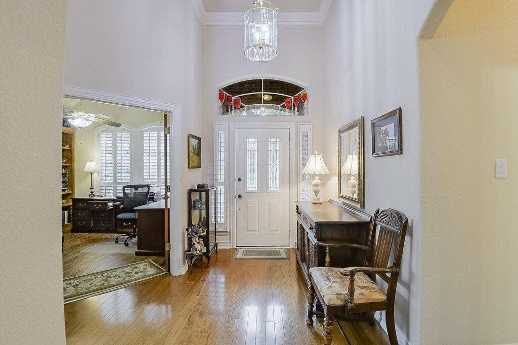 Grand entry with study at the front of the home.  Perfect for the home office