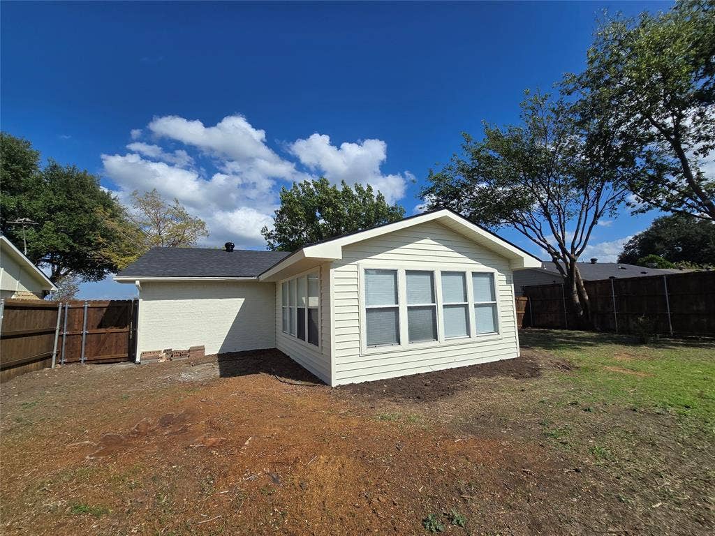 3357 Sherwood Drive, Plano, TX 75074 3357 Sherwood Drive, Plano, TX 75074