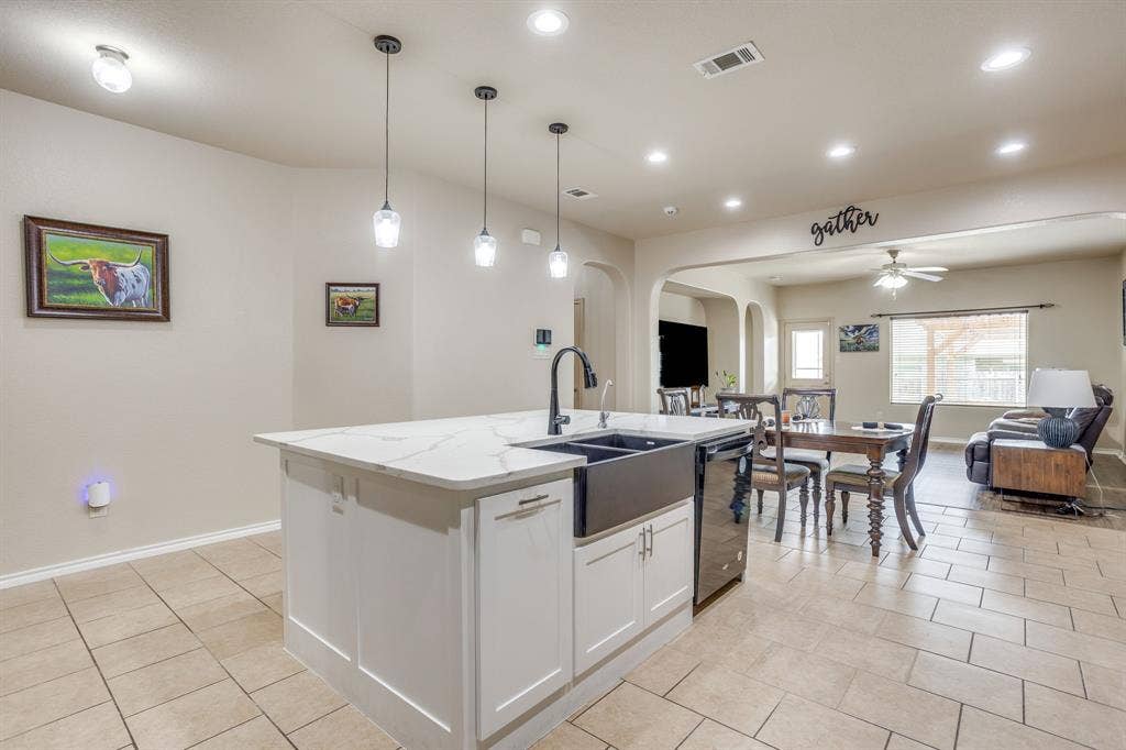 8208 Sleeping Doe Drive, Fort Worth, TX 76179