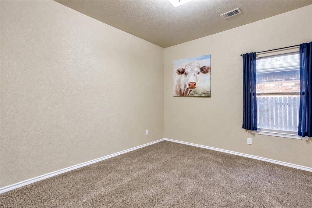 Secondary bedroom