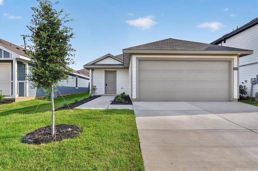 Property photo for 5412 Flannel Lane, Krum, TX