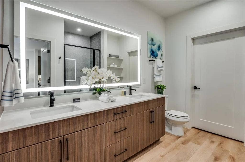 2016 S Ervay Street, #B1, Dallas, TX 75215 2016 S Ervay Street, #B1, Dallas, TX 75215