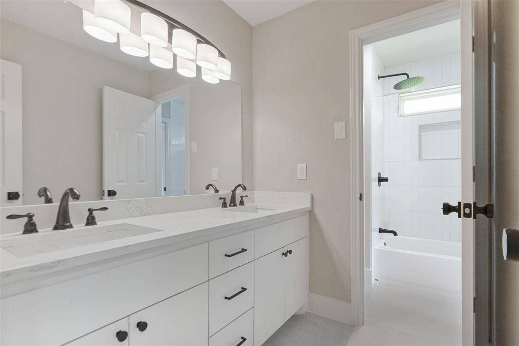 1909 Chestnut Hill Lane, Richardson, TX 75082 1909 Chestnut Hill Lane, Richardson, TX 75082