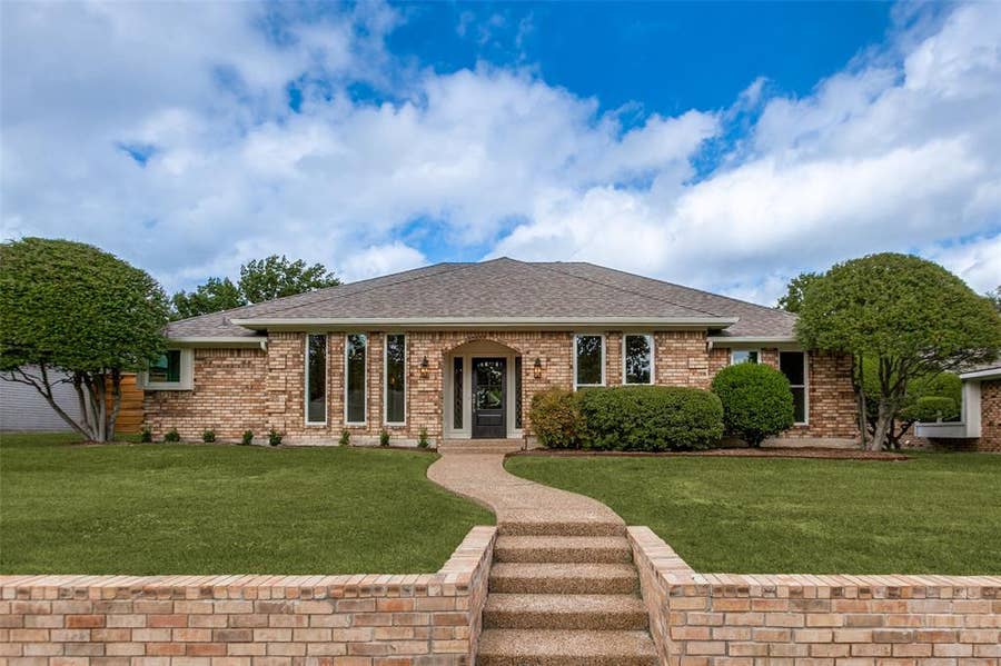 Property photo for 1909 Chestnut Hill Lane, Richardson, TX
