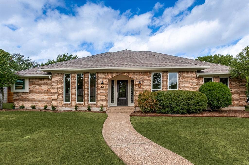 1909 Chestnut Hill Lane, Richardson, TX 75082 1909 Chestnut Hill Lane, Richardson, TX 75082