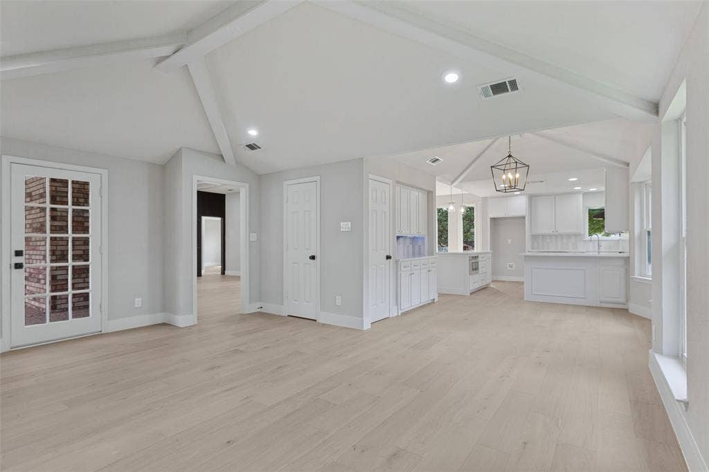 1909 Chestnut Hill Lane, Richardson, TX 75082 1909 Chestnut Hill Lane, Richardson, TX 75082