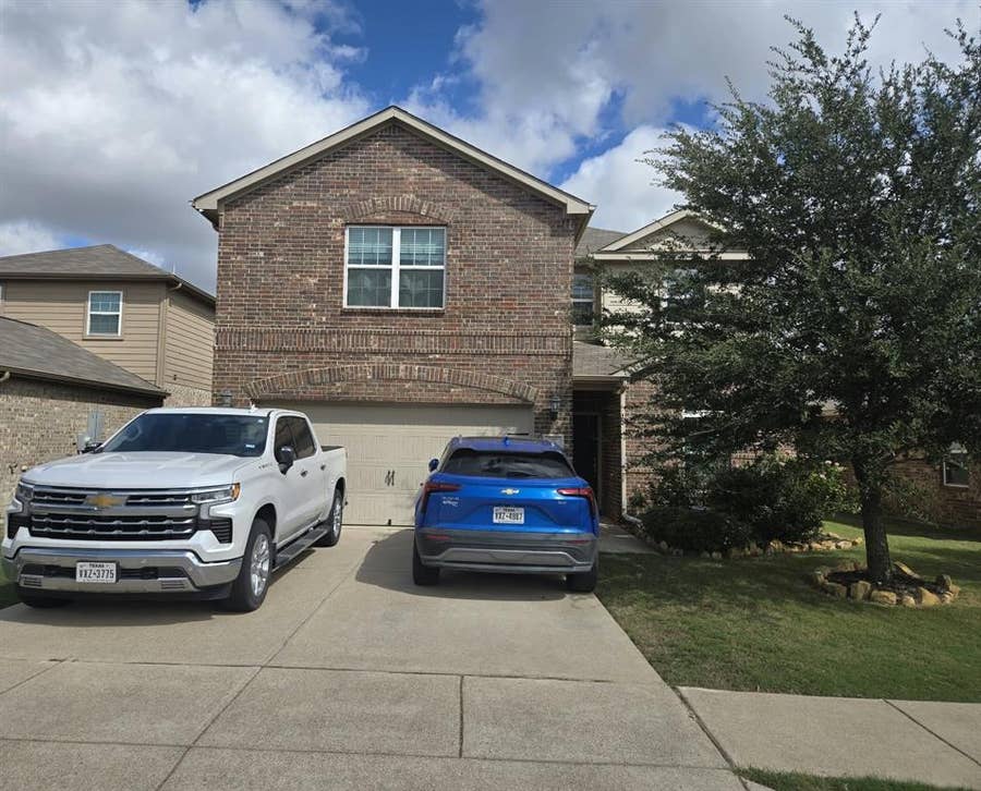 Property photo for 137 Presidents Way, Venus, TX