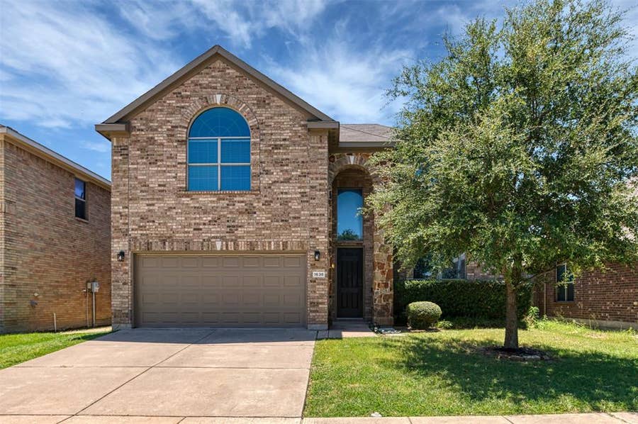Property photo for 1636 Quail Grove Drive, Fort Worth, TX