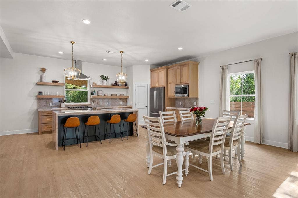 801 N 14th Street, Waco, TX 76707 801 N 14th Street, Waco, TX 76707