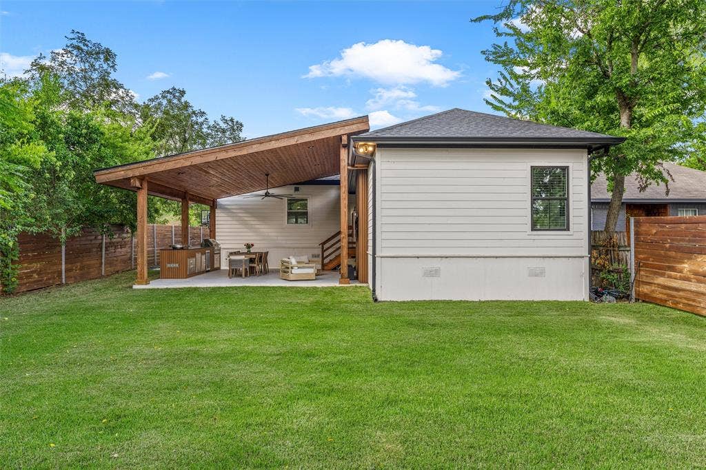 801 N 14th Street, Waco, TX 76707 801 N 14th Street, Waco, TX 76707