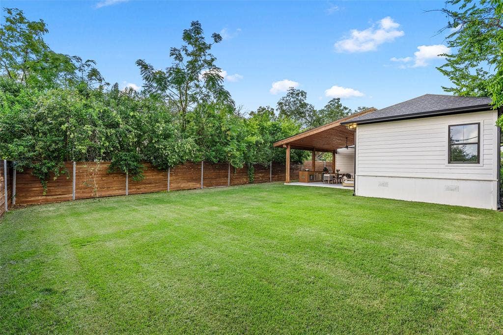 801 N 14th Street, Waco, TX 76707 801 N 14th Street, Waco, TX 76707