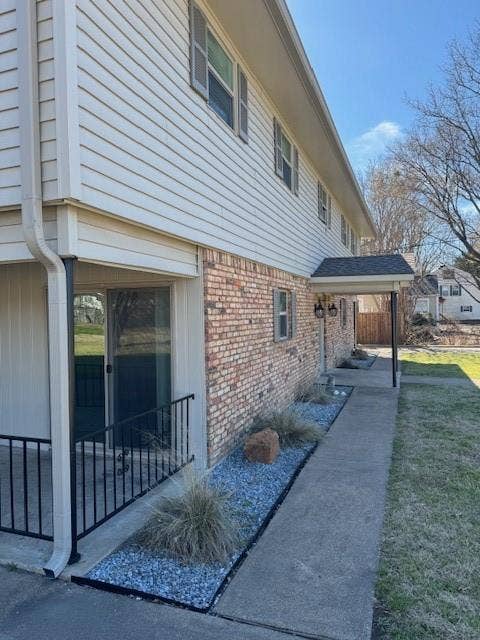 1003 S Houston Street, Kaufman, TX 75142 1003 S Houston Street, Kaufman, TX 75142
