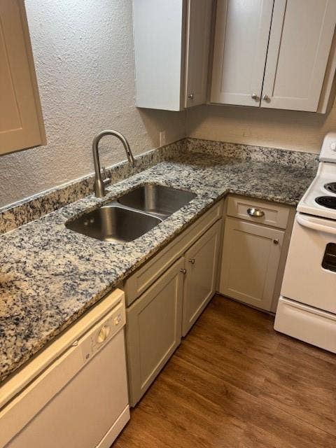 1003 S Houston Street, Kaufman, TX 75142 1003 S Houston Street, Kaufman, TX 75142