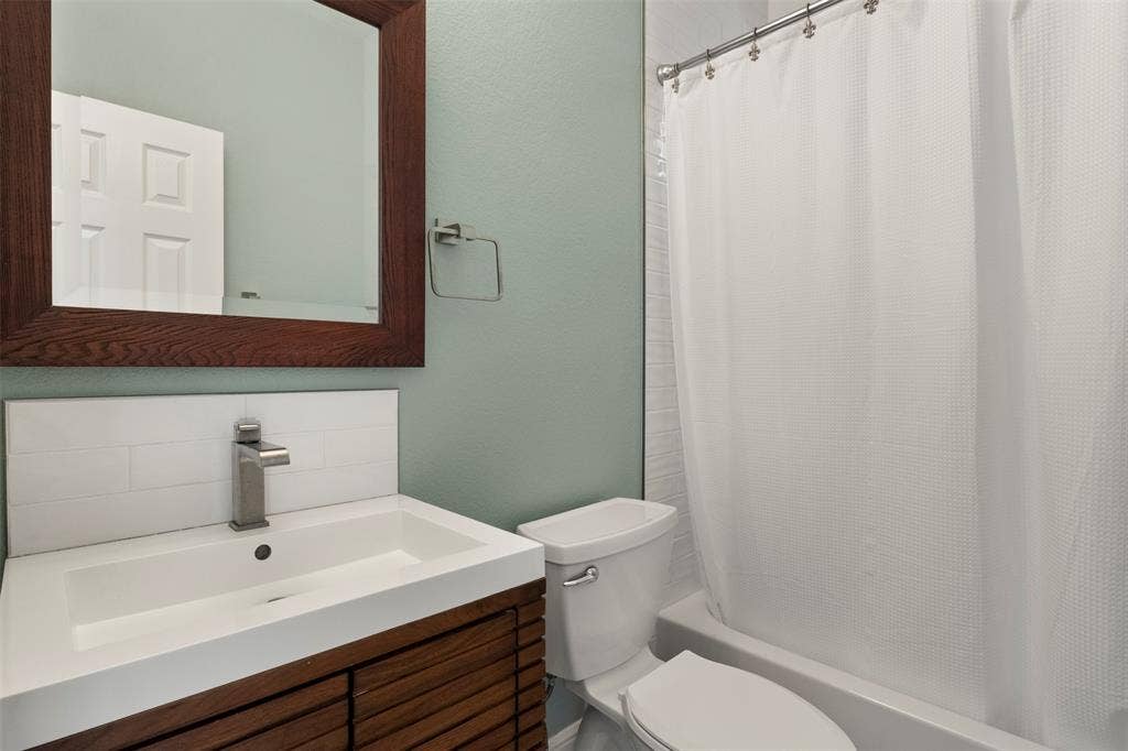 11931 Salisbury Drive, Frisco, TX 75035
