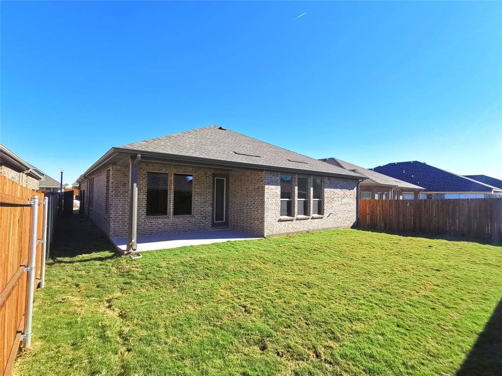 1829 Arbor Drive, Forney, TX 75126 1829 Arbor Drive, Forney, TX 75126