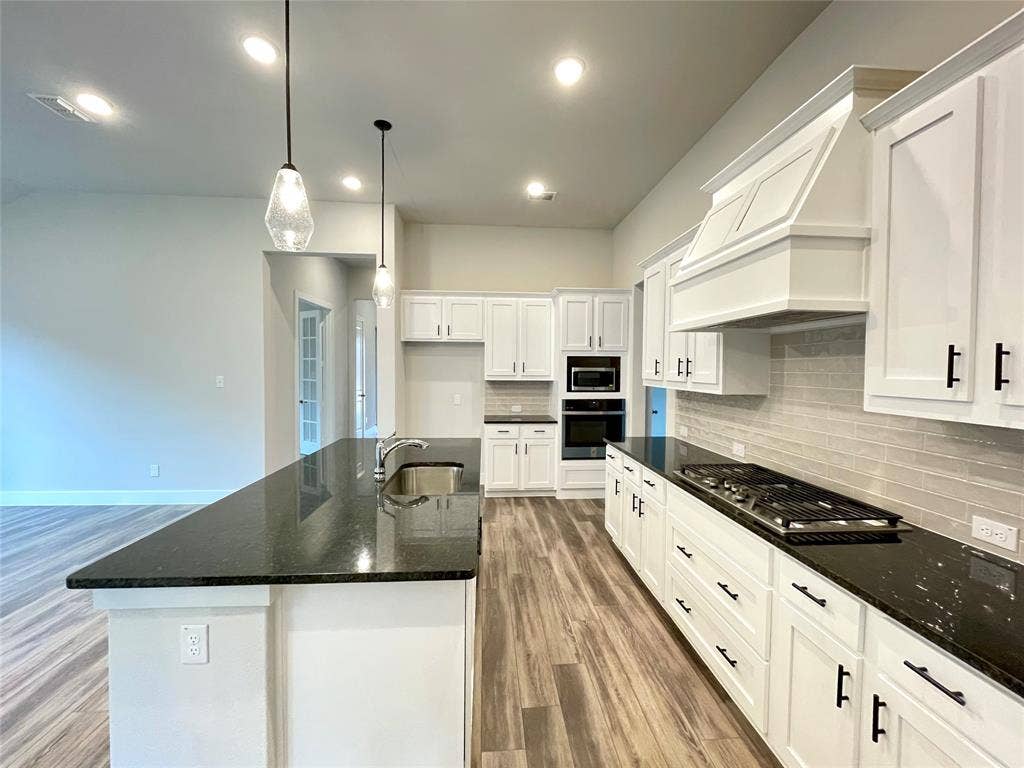 1829 Arbor Drive, Forney, TX 75126 1829 Arbor Drive, Forney, TX 75126