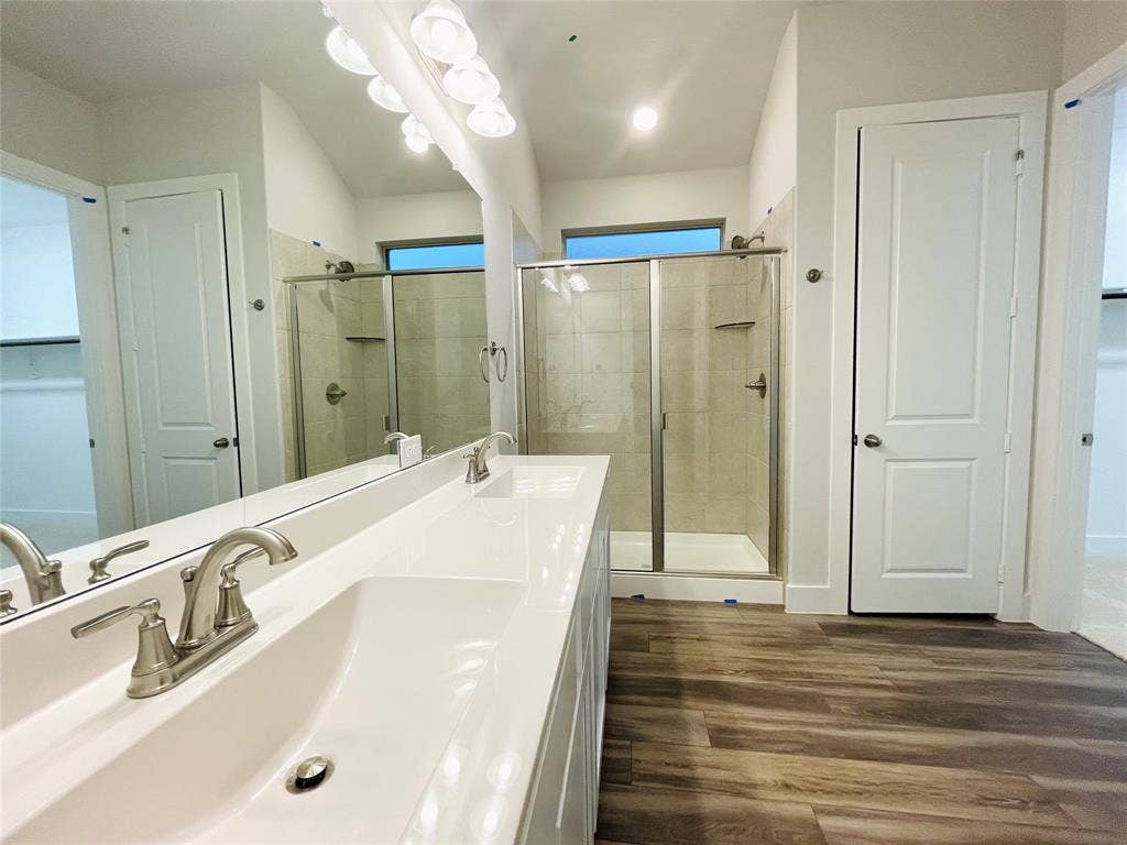 1829 Arbor Drive, Forney, TX 75126 1829 Arbor Drive, Forney, TX 75126