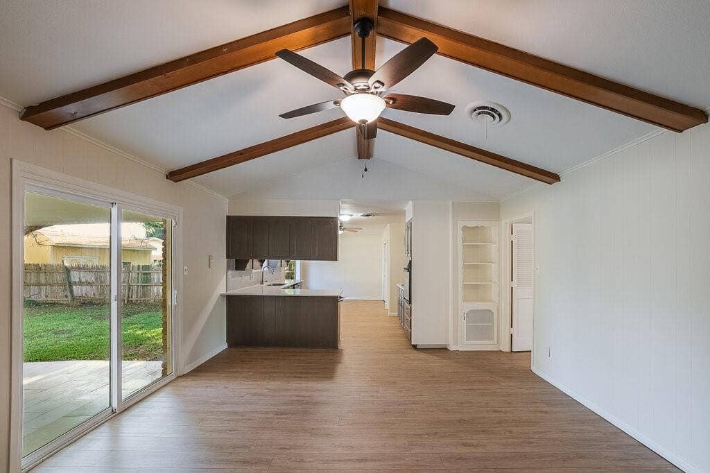2709 Larkin Avenue, Fort Worth, TX 76133