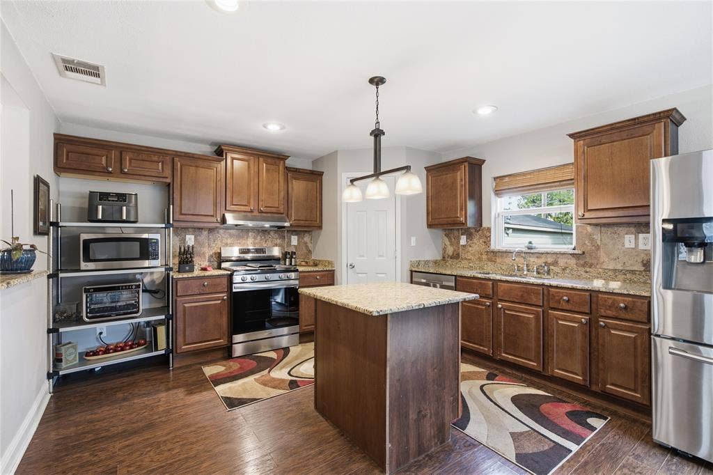 3717 Cortez Drive, Dallas, TX 75220