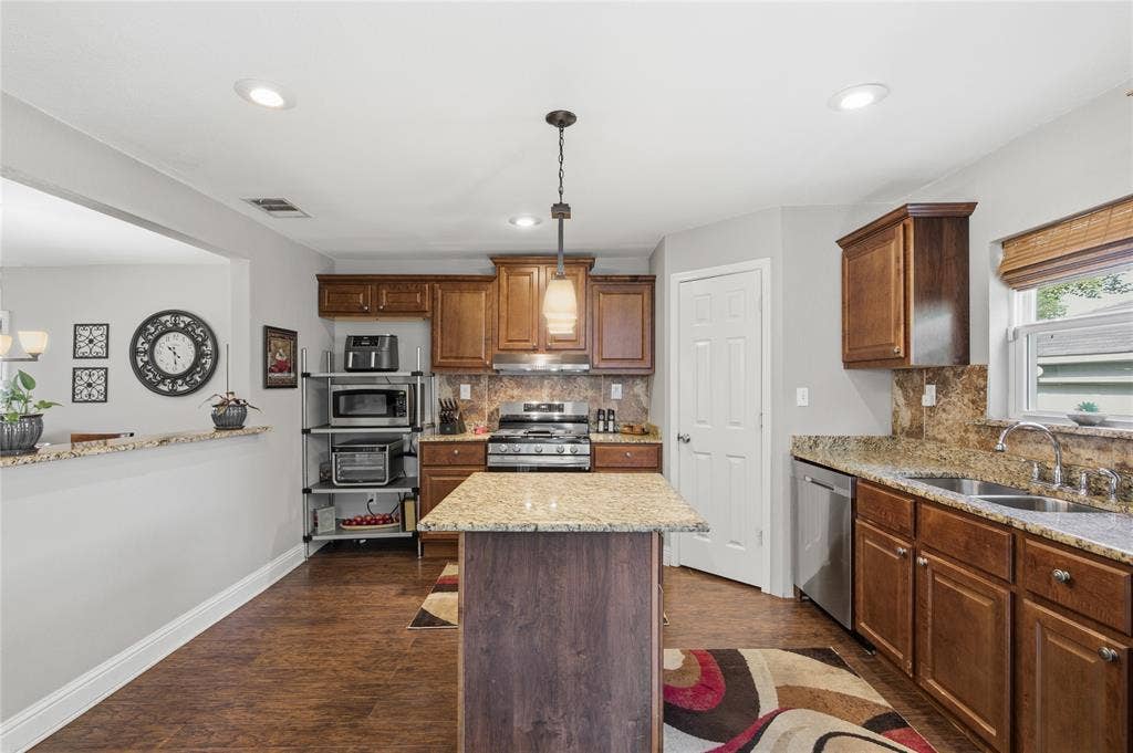 3717 Cortez Drive, Dallas, TX 75220