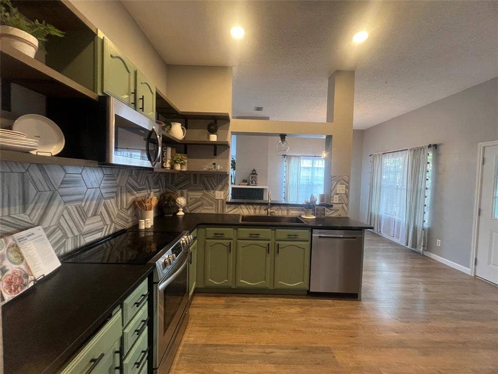 4125 Gardner Drive, The Colony, TX 75056 4125 Gardner Drive, The Colony, TX 75056