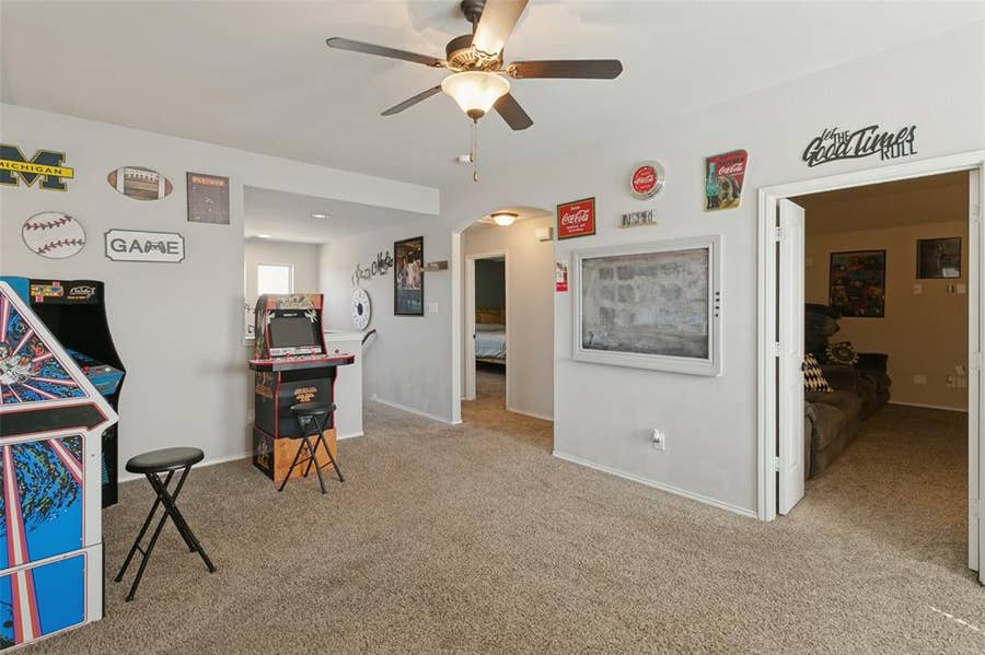 Property photo for 361 Coral Vine Lane, Fort Worth, TX