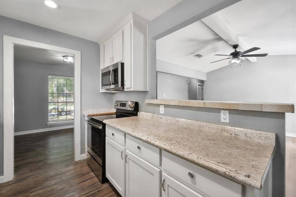 3003 Linda Drive, Ennis, TX 75119 3003 Linda Drive, Ennis, TX 75119