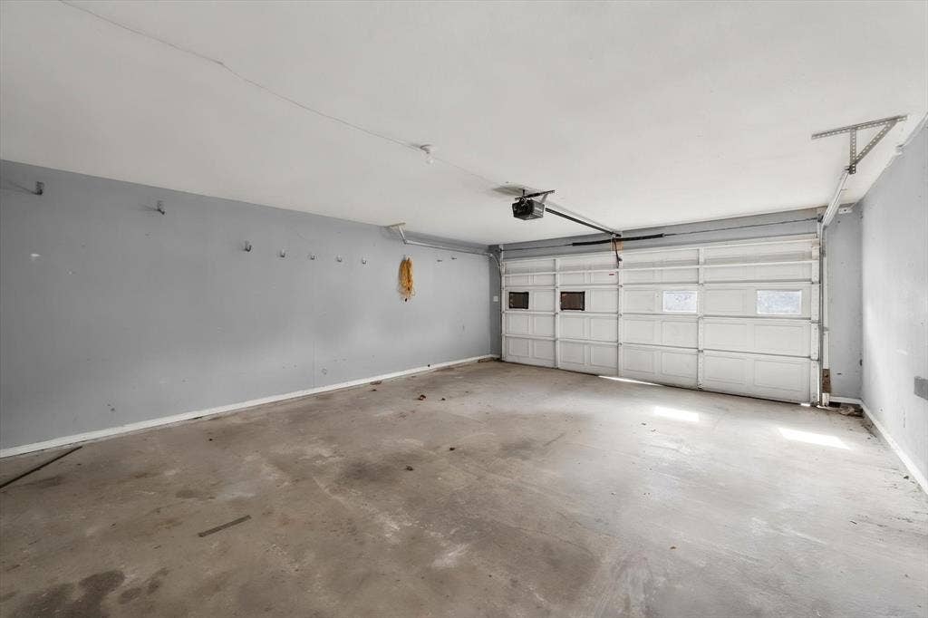 3003 Linda Drive, Ennis, TX 75119 3003 Linda Drive, Ennis, TX 75119