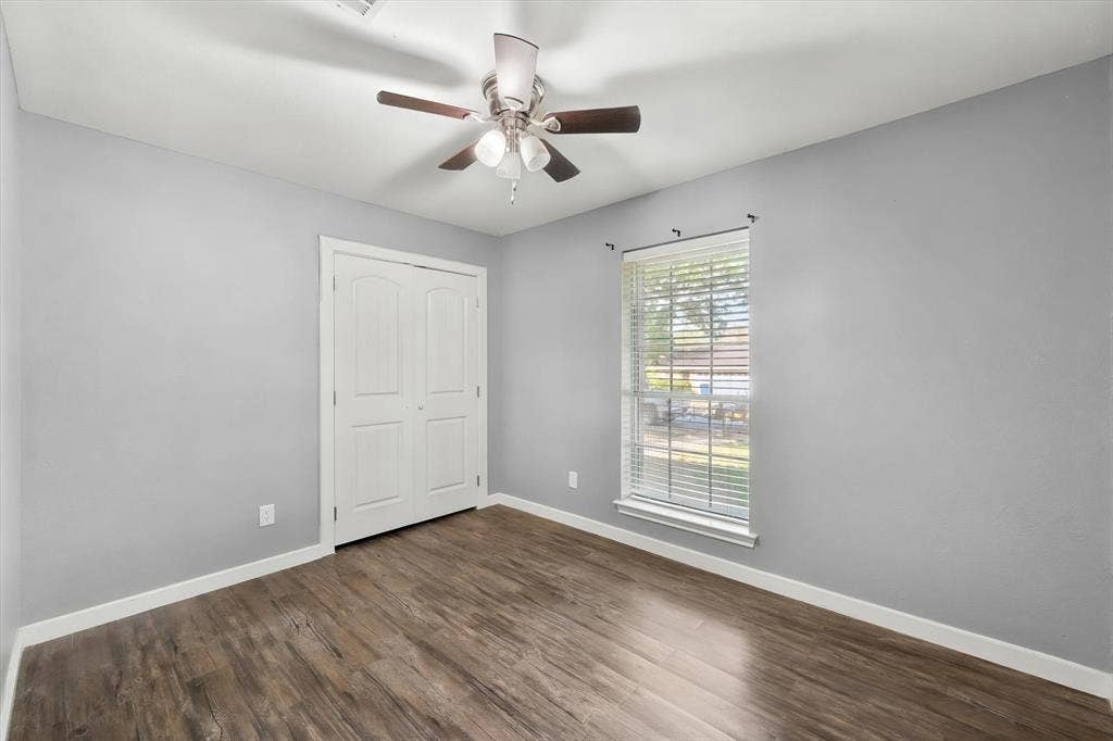 3003 Linda Drive, Ennis, TX 75119 3003 Linda Drive, Ennis, TX 75119