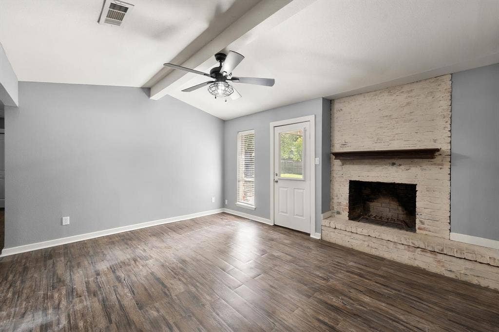 3003 Linda Drive, Ennis, TX 75119 3003 Linda Drive, Ennis, TX 75119