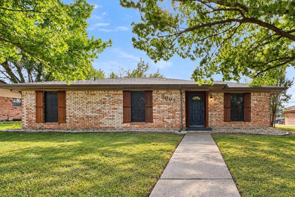 3003 Linda Drive, Ennis, TX 75119 3003 Linda Drive, Ennis, TX 75119