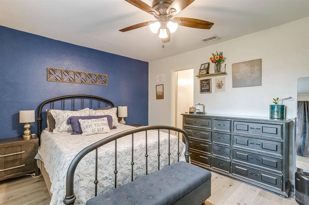 1033 Angela Court, Everman, TX 76140