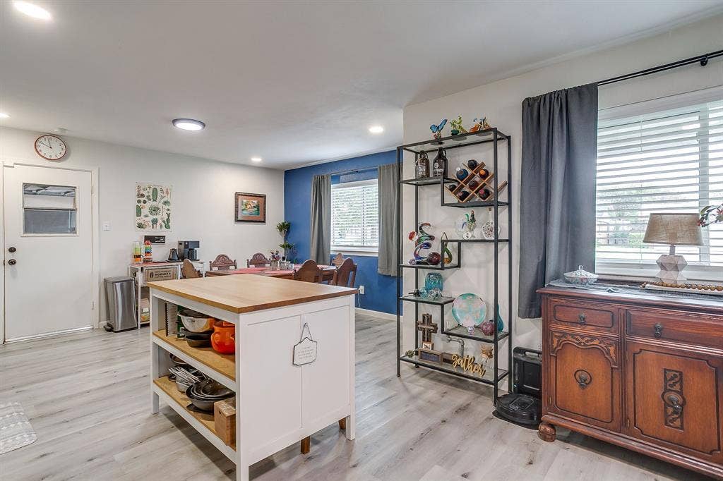 1033 Angela Court, Everman, TX 76140