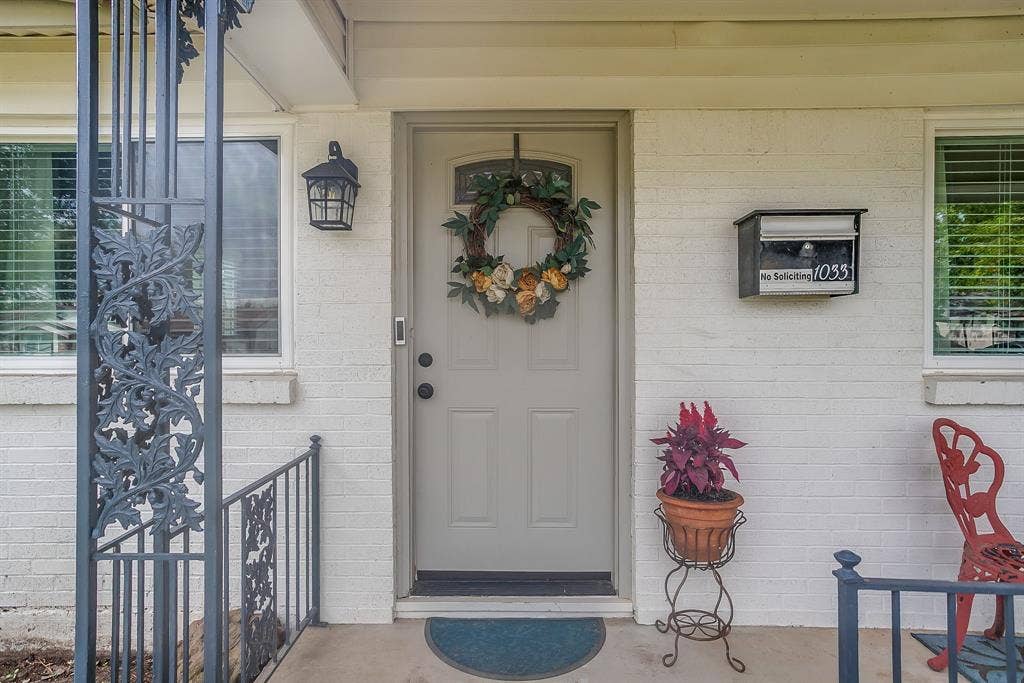 1033 Angela Court, Everman, TX 76140