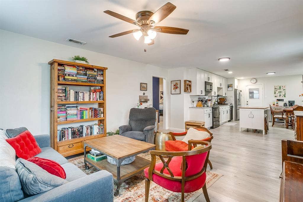 1033 Angela Court, Everman, TX 76140