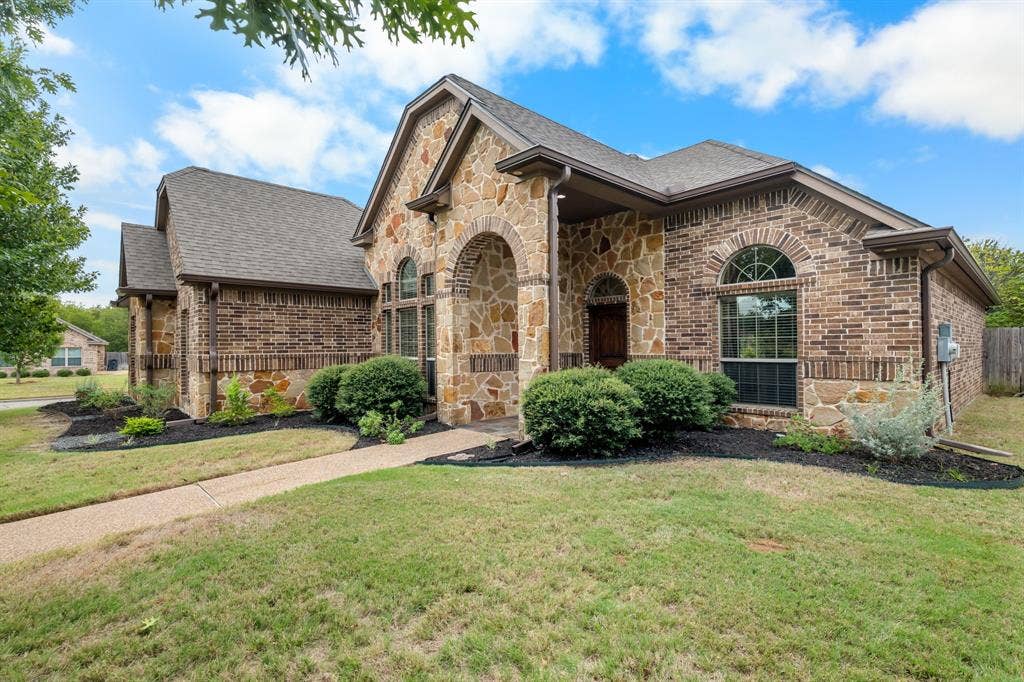 10300 Whitney Trace, Waco, TX 76708 10300 Whitney Trace, Waco, TX 76708