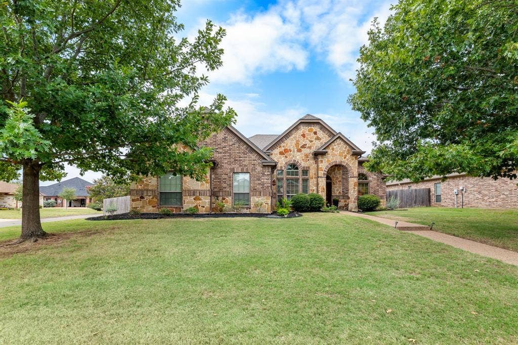 10300 Whitney Trace, Waco, TX 76708 10300 Whitney Trace, Waco, TX 76708