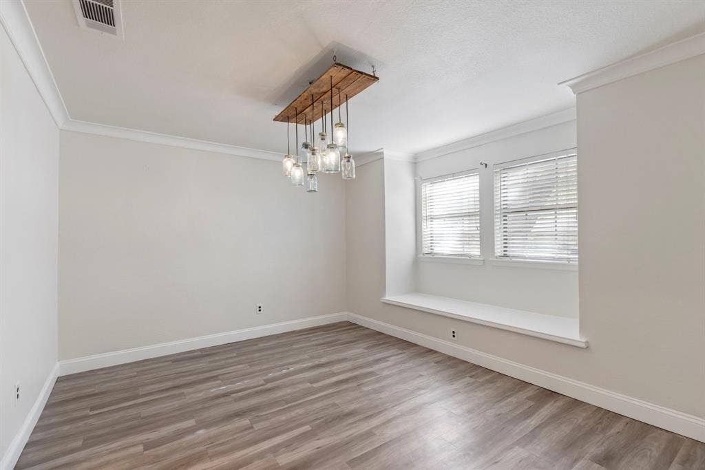 2301 Huntington Drive, Plano, TX 75075 2301 Huntington Drive, Plano, TX 75075