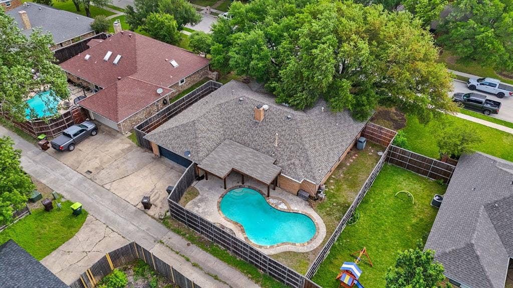 2301 Huntington Drive, Plano, TX 75075 2301 Huntington Drive, Plano, TX 75075